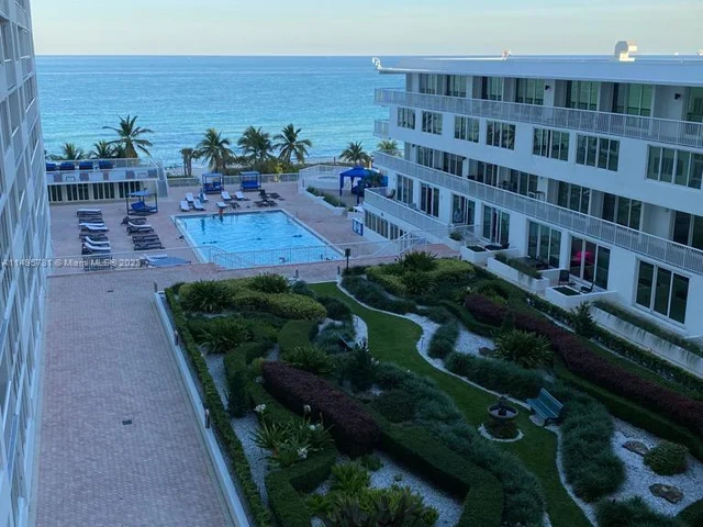 5401 Collins Ave # 526, Miami Beach FL 33140