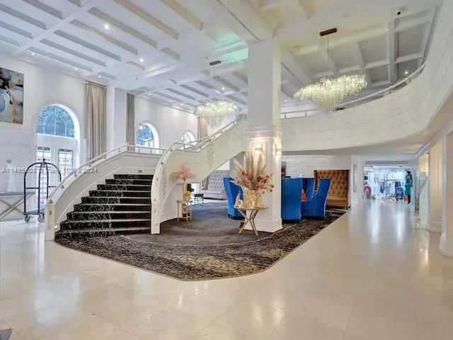 5225 Collins Ave # 610, Miami Beach FL 33140