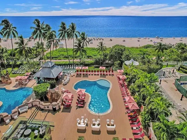 5225 Collins Ave # 610, Miami Beach FL 33140