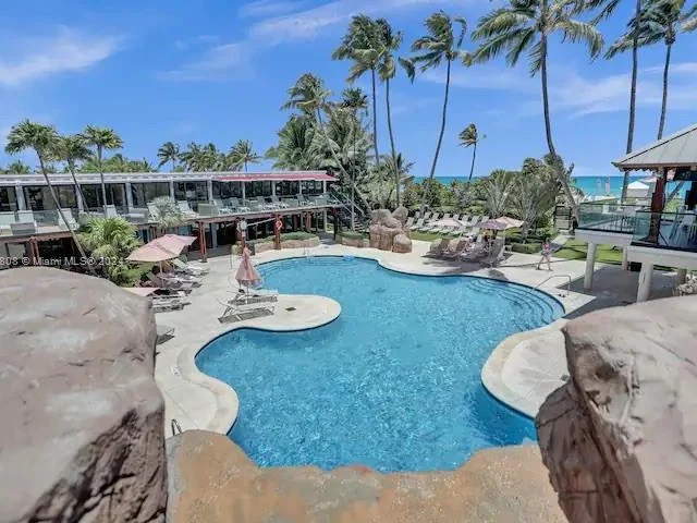 5225 Collins Ave # 610, Miami Beach FL 33140