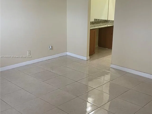 408 NW 68th Ave # 205, Plantation FL 33317