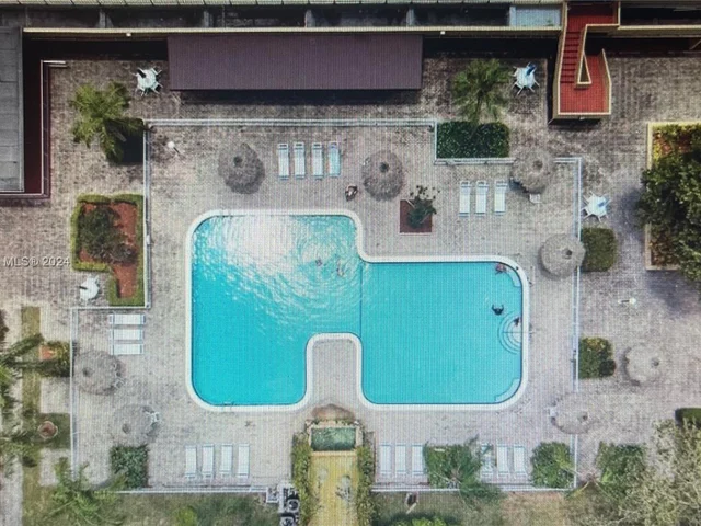 408 NW 68th Ave # 205, Plantation FL 33317