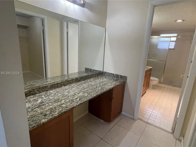 408 NW 68th Ave # 205, Plantation FL 33317