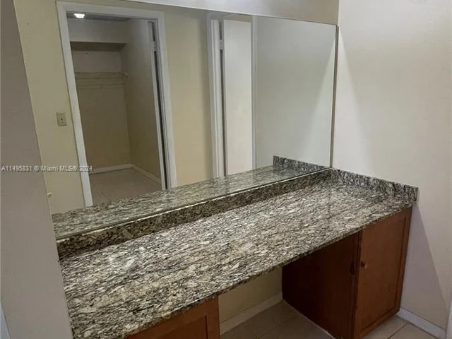 408 NW 68th Ave # 205, Plantation FL 33317