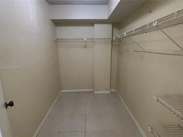 408 NW 68th Ave # 205, Plantation FL 33317