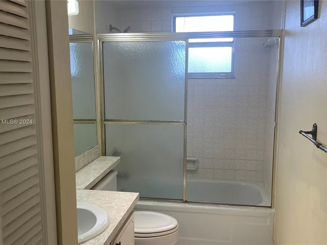 408 NW 68th Ave # 205, Plantation FL 33317