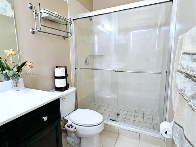 11477 SW 250th St, Homestead FL 33032