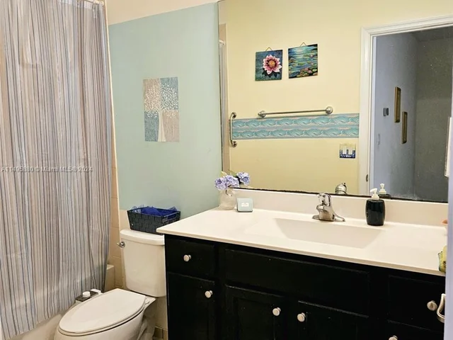 11477 SW 250th St, Homestead FL 33032