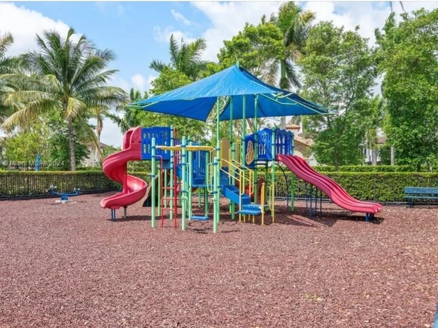 11477 SW 250th St, Homestead FL 33032