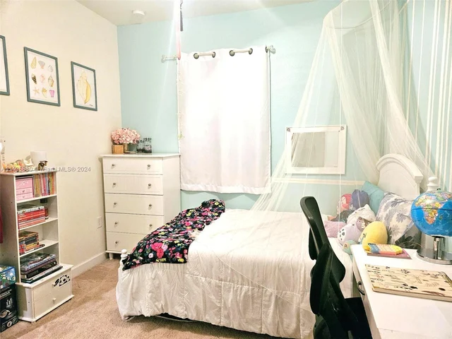 11477 SW 250th St, Homestead FL 33032