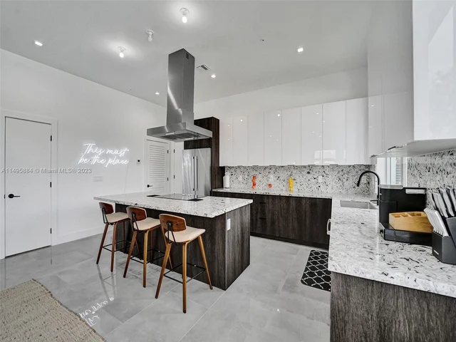 1220-6 NE 15th Ave # 4, Fort Lauderdale FL 33304