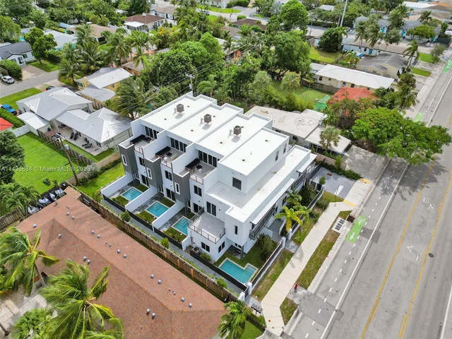 1220-6 NE 15th Ave # 4, Fort Lauderdale FL 33304