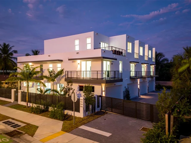 1220-6 NE 15th Ave # 4, Fort Lauderdale FL 33304