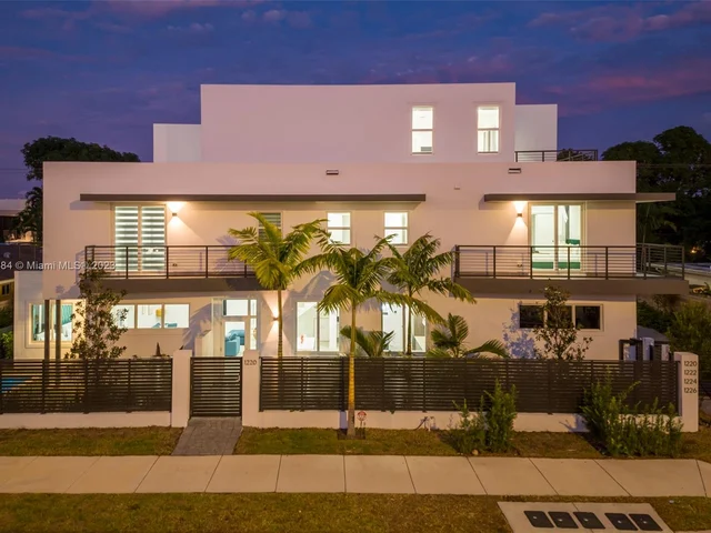 1220-6 NE 15th Ave # 4, Fort Lauderdale FL 33304