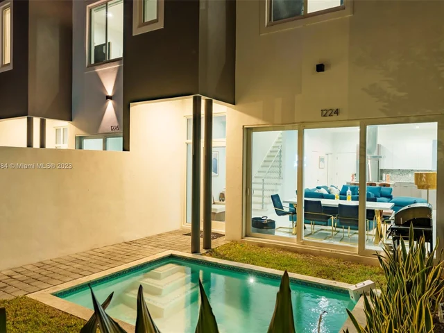 1220-6 NE 15th Ave # 4, Fort Lauderdale FL 33304