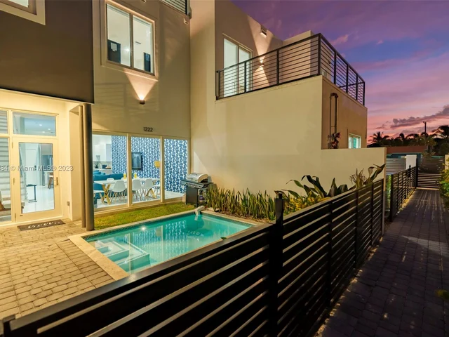 1220-6 NE 15th Ave # 4, Fort Lauderdale FL 33304