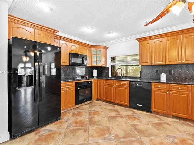 2685 Bass Way, Cooper City FL 33026