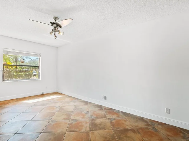 2685 Bass Way, Cooper City FL 33026