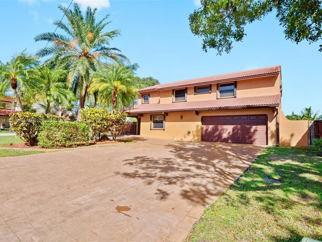 2685 Bass Way, Cooper City FL 33026