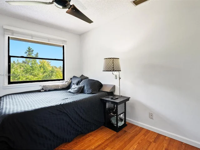 2685 Bass Way, Cooper City FL 33026