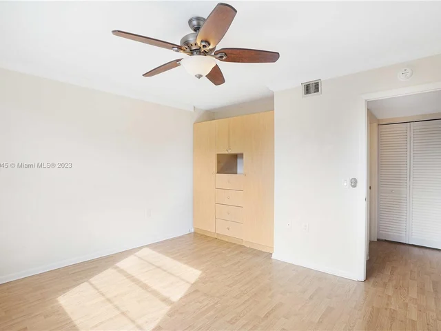 6121 Balboa Cir # 301, Boca Raton FL 33433