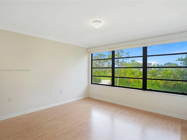 6121 Balboa Cir # 301, Boca Raton FL 33433