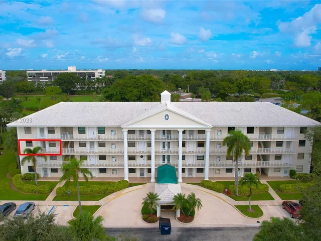 6121 Balboa Cir # 301, Boca Raton FL 33433