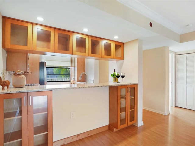 6121 Balboa Cir # 301, Boca Raton FL 33433