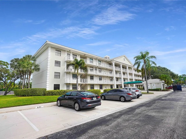 6121 Balboa Cir # 301, Boca Raton FL 33433