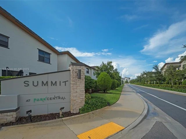 7925 NW 105th ct # 7925, Miami FL 33178