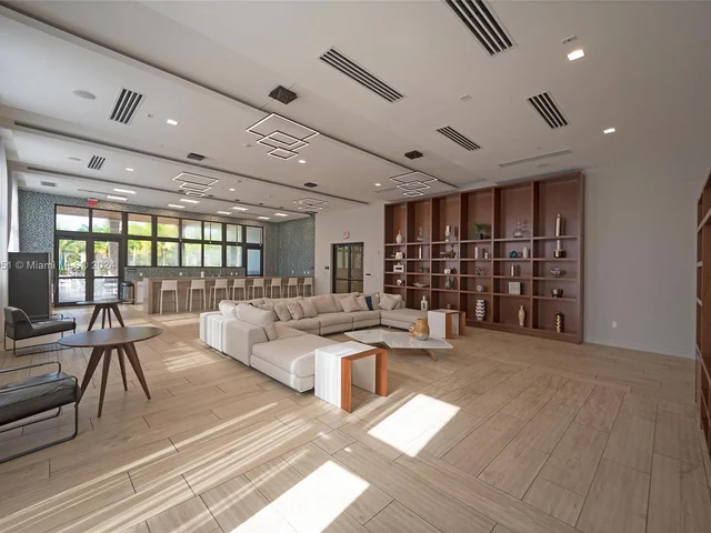 7925 NW 105th ct # 7925, Miami FL 33178