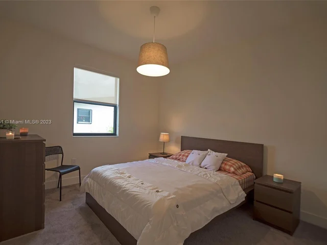 7925 NW 105th ct # 7925, Miami FL 33178