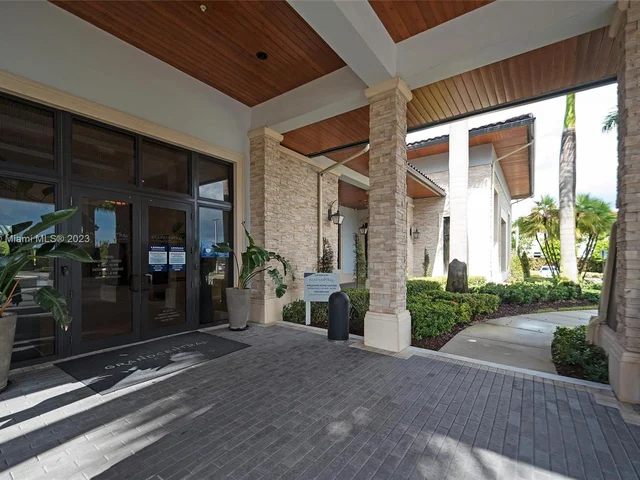 7925 NW 105th ct # 7925, Miami FL 33178