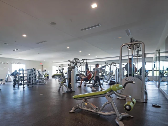 7925 NW 105th ct # 7925, Miami FL 33178