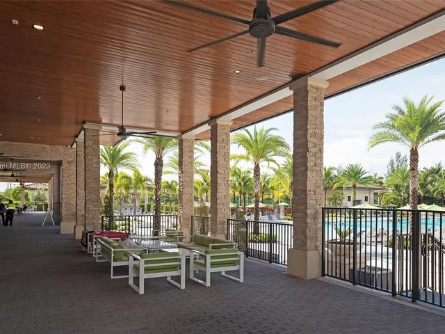 7925 NW 105th ct # 7925, Miami FL 33178