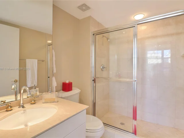 19111 Collins Ave # 1101, Sunny Isles Beach FL 33160
