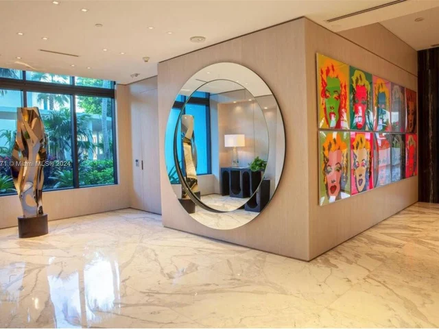 50 S Pointe Dr # 1706, Miami Beach FL 33139