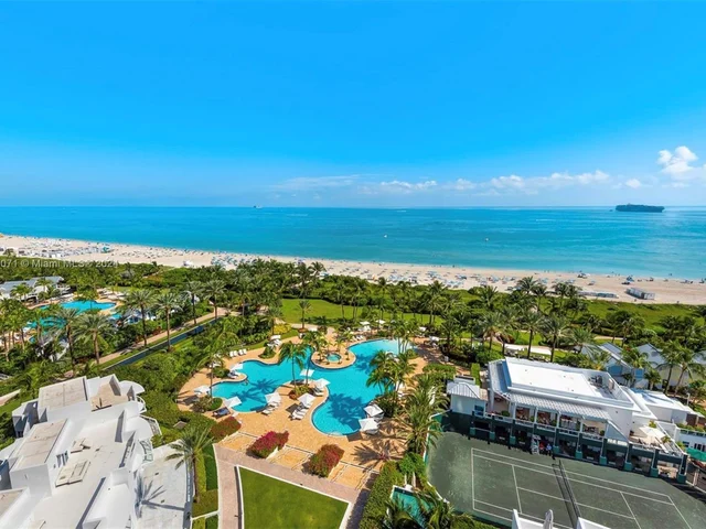 50 S Pointe Dr # 1706, Miami Beach FL 33139