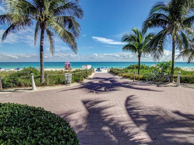 50 S Pointe Dr # 1706, Miami Beach FL 33139