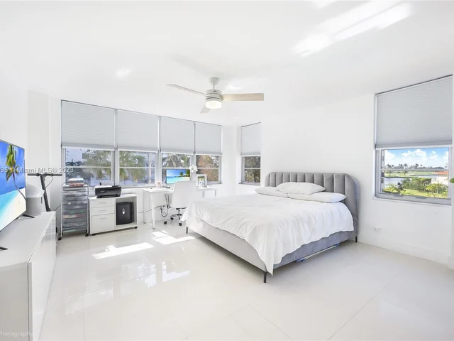 1001 91st St # 303, Bay Harbor Islands FL 33154