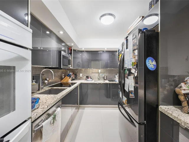 1001 91st St # 303, Bay Harbor Islands FL 33154