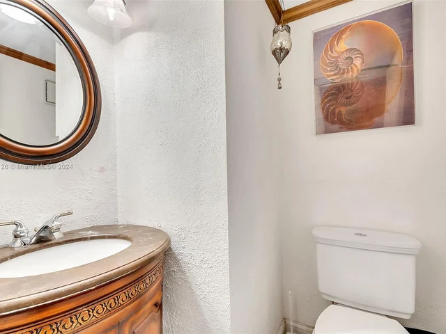 7175 Nova Dr # 405, Davie FL 33317