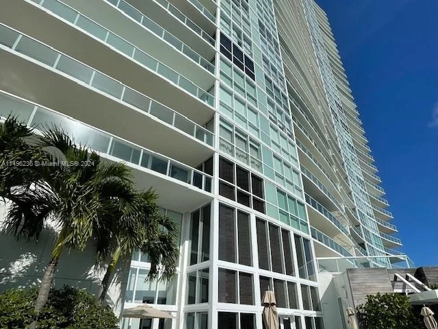 450 Alton Rd # 2310, Miami Beach FL 33139