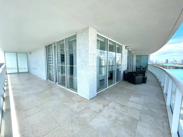 450 Alton Rd # 2310, Miami Beach FL 33139