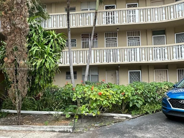1475 NE 125th Ter # B, North Miami FL 33161