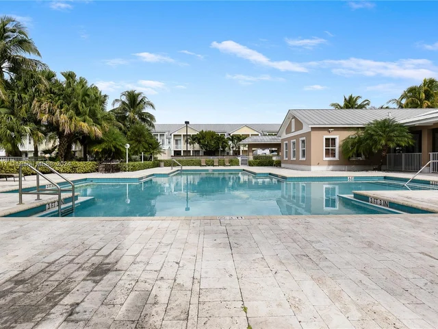 7508 NW 107th Pl # 7508, Doral FL 33178