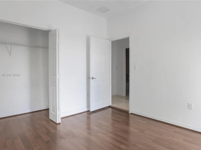 7508 NW 107th Pl # 7508, Doral FL 33178