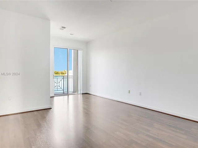 7508 NW 107th Pl # 7508, Doral FL 33178