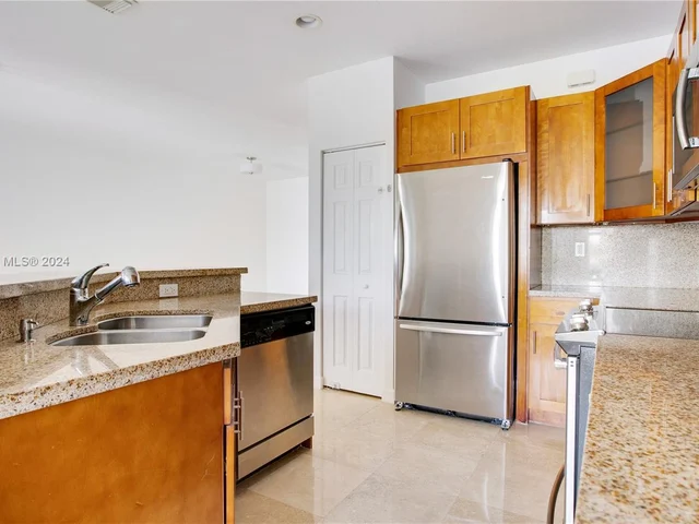 7508 NW 107th Pl # 7508, Doral FL 33178