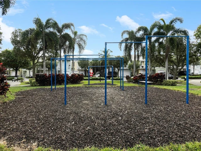 7508 NW 107th Pl # 7508, Doral FL 33178